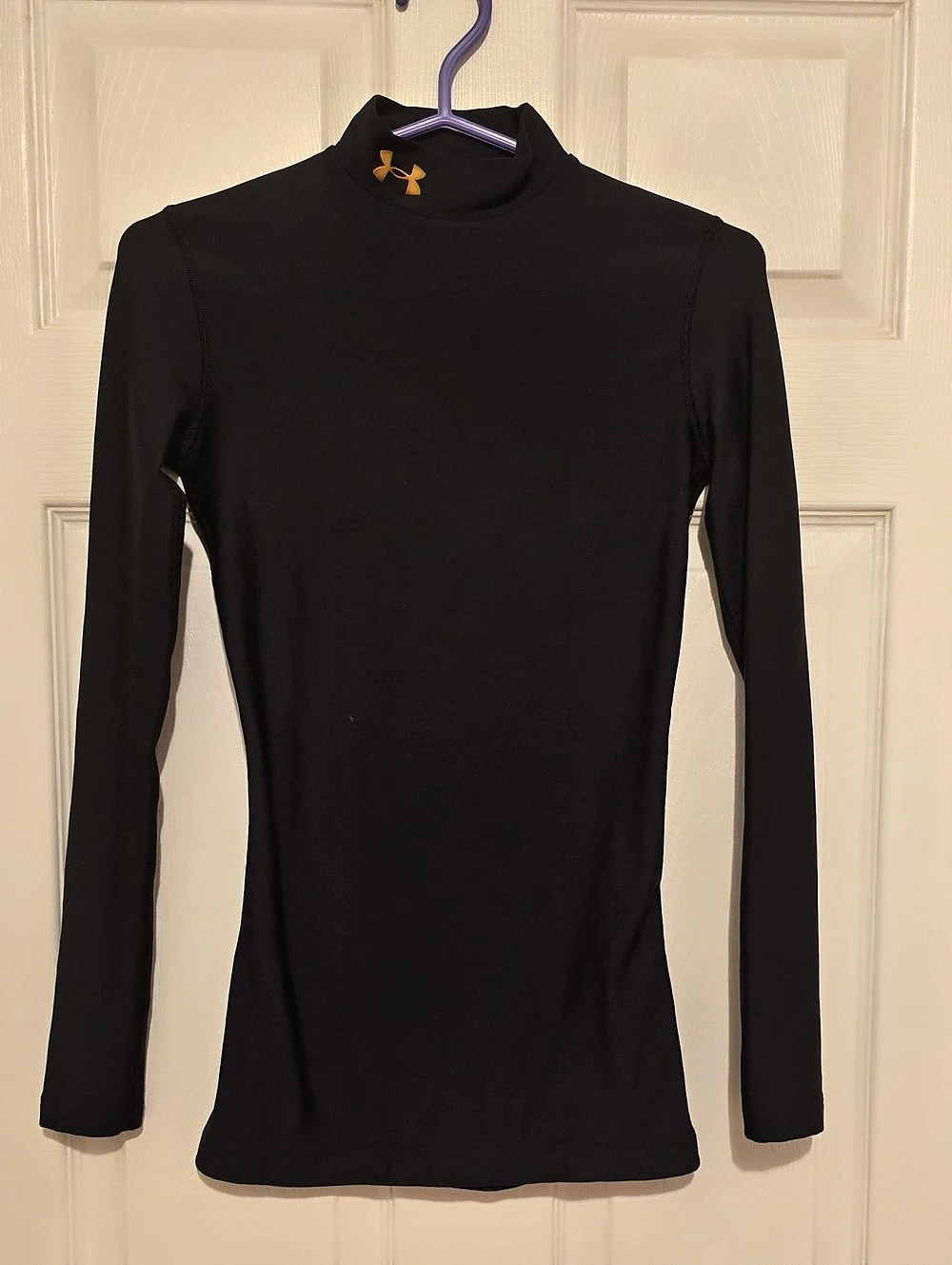 Under Armour Black Long Sleeve Athletic Top
